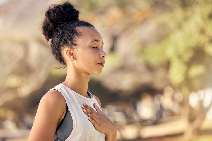 two woman meditating